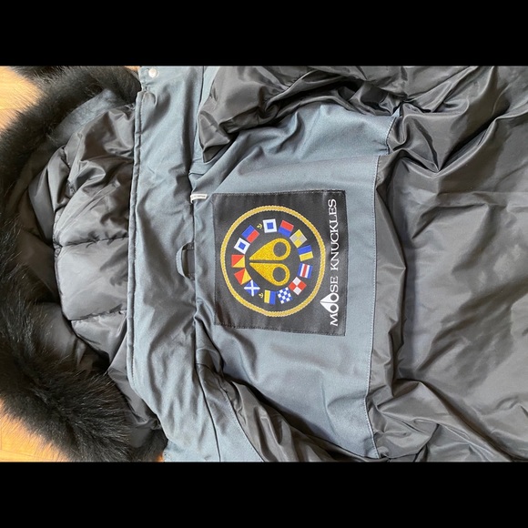 Moose Knuckles Parka - Picture 7 of 9